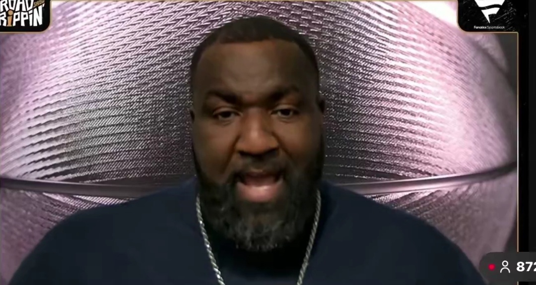 帕金斯说米奇·约翰逊是他心中年度最佳教练的不二人选：“我先说一下，我这一票已经确