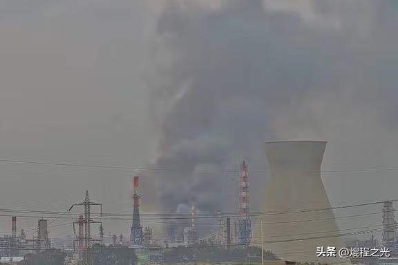 马克龙急劝：别再打能源，再打大家都要断气！

·国际榜，综合消息，法国总统马克龙