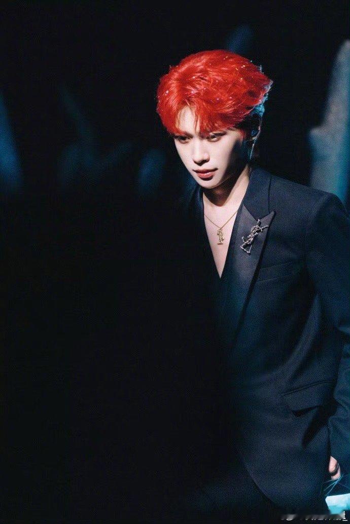 梓渝百变发色，怎么都好看！ 