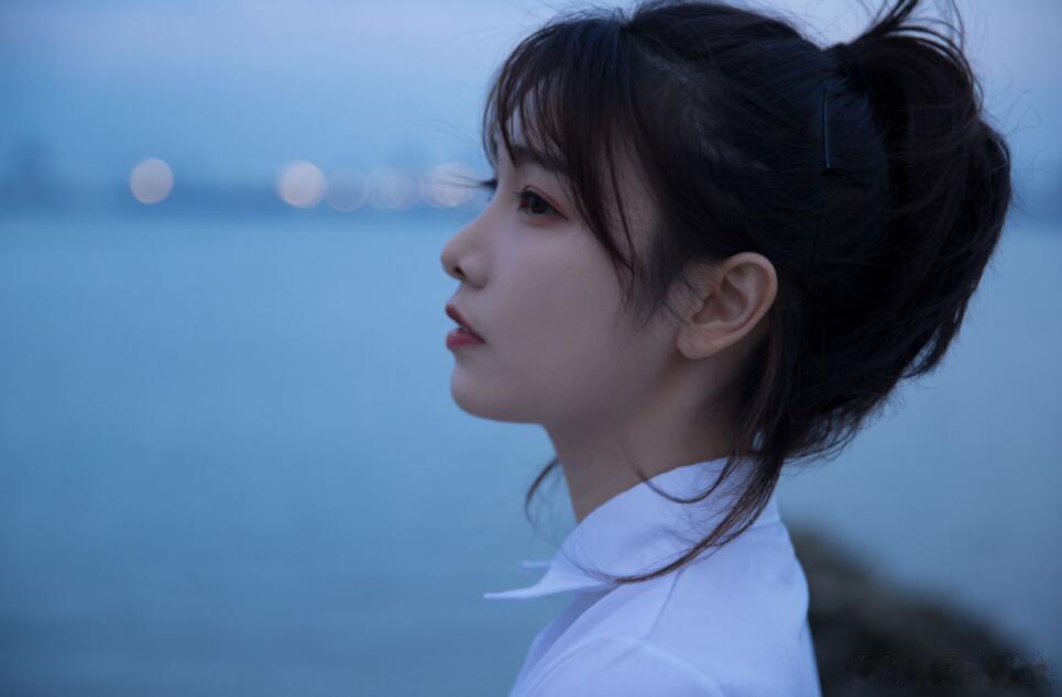 #如何看待高知女性成为全职太太#在现代社会，女性追求高学历并获得优质教育已经成为