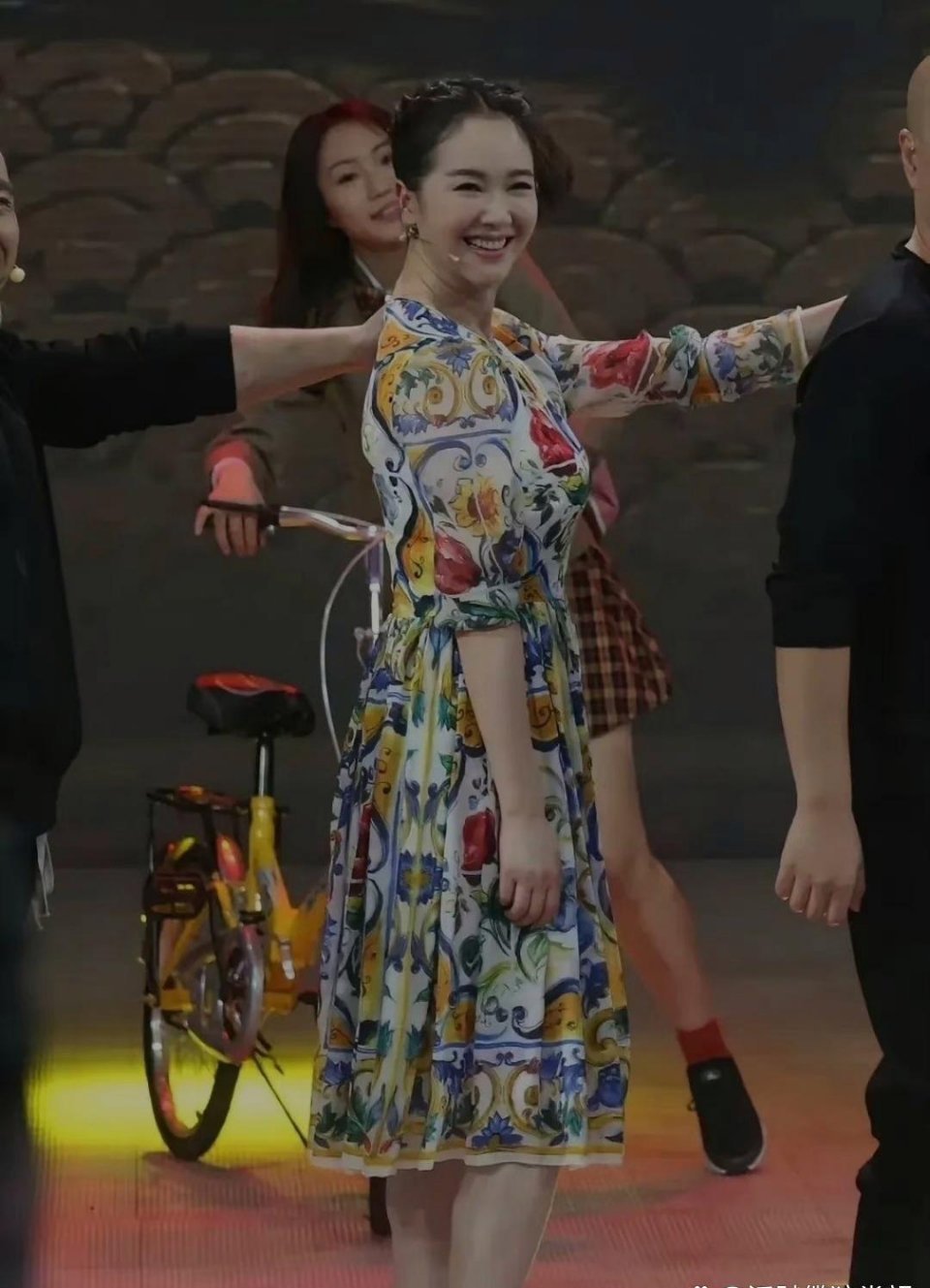 这是得罪了摄影师吗？ ​​​