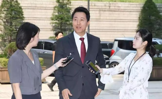 3300万韩元，折合人民币14.7万。就这么个数目，韩国"金建希特检组"要把堂堂