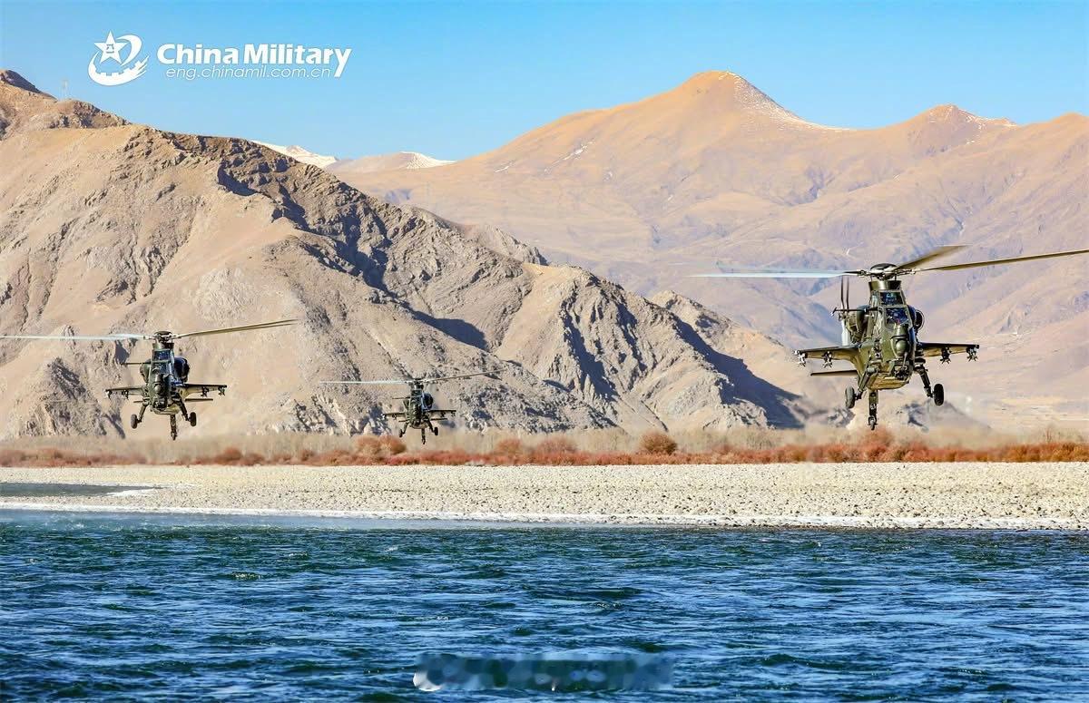 烽火问鼎计划 2026年1月12日,中国人民解放军陆军航空兵直-10攻击直升机进