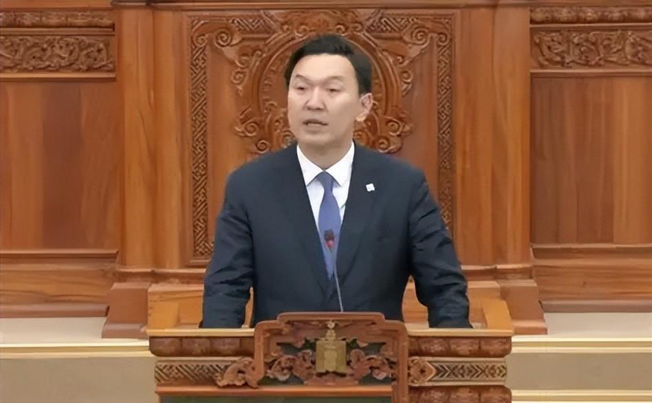 反华国家当中，蒙古国常被排进前三，甚至有人把它列到第一。就在3月27日晚，蒙古国