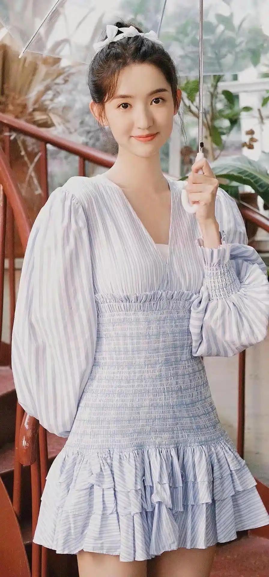 我的今日状态：😁轻松愉快
我这里的天气：☀️晴天
