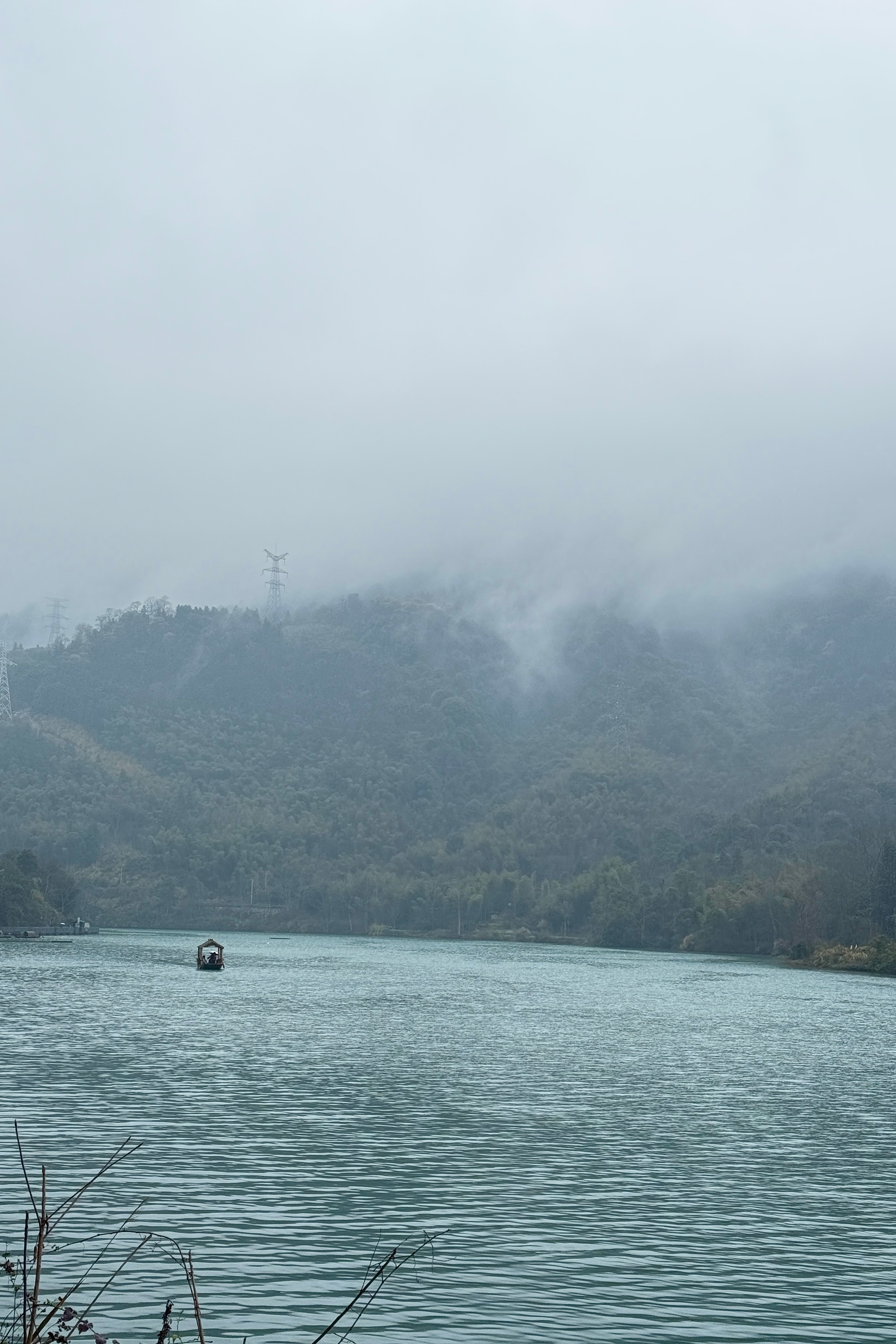 雾霾东江🌫️  