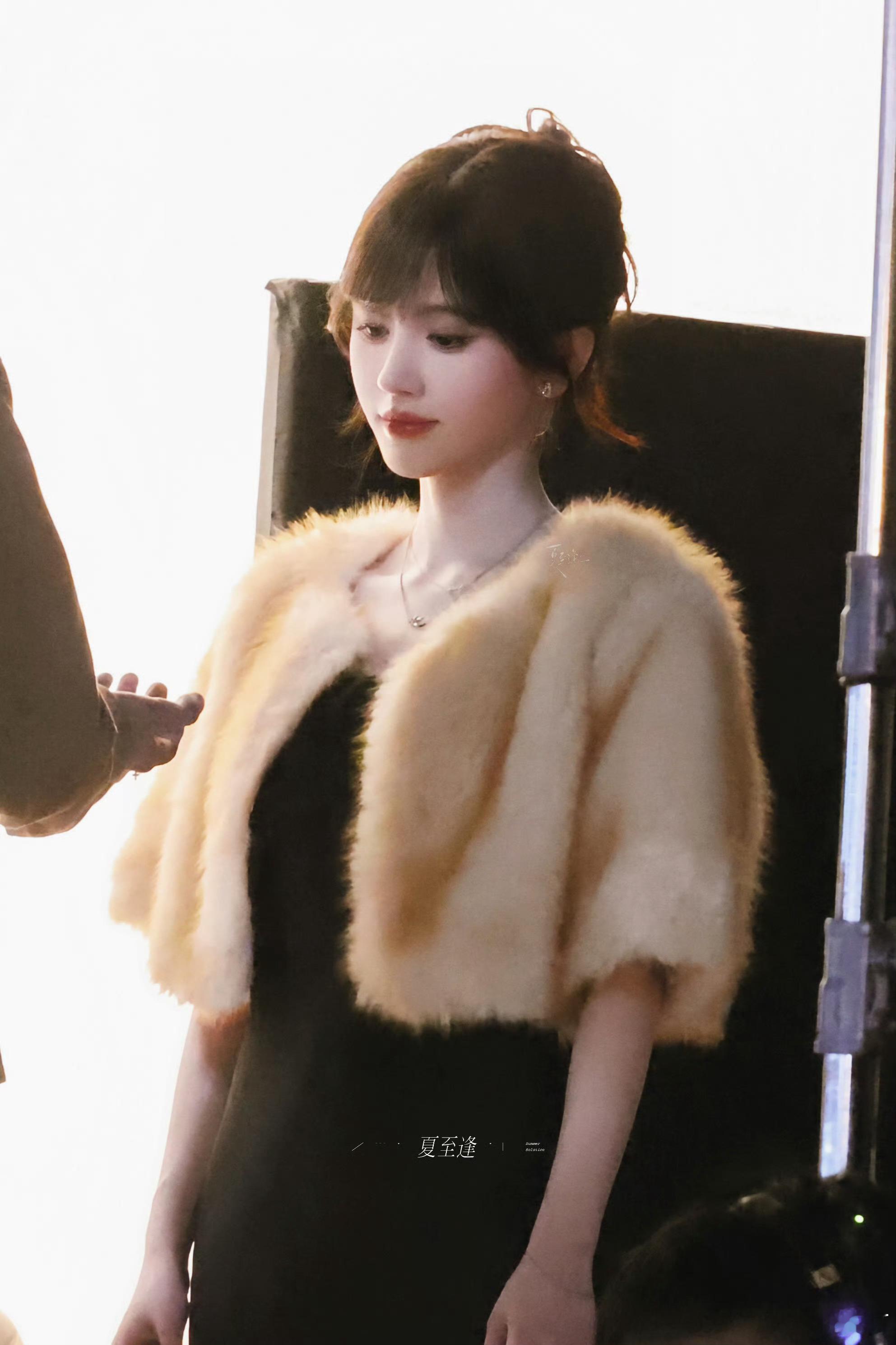鞠婧祎 jjy 鞠婧祎苏绿夏 “想写一封情书 送给未来的你”𝓘 𝔀𝓪𝓷?