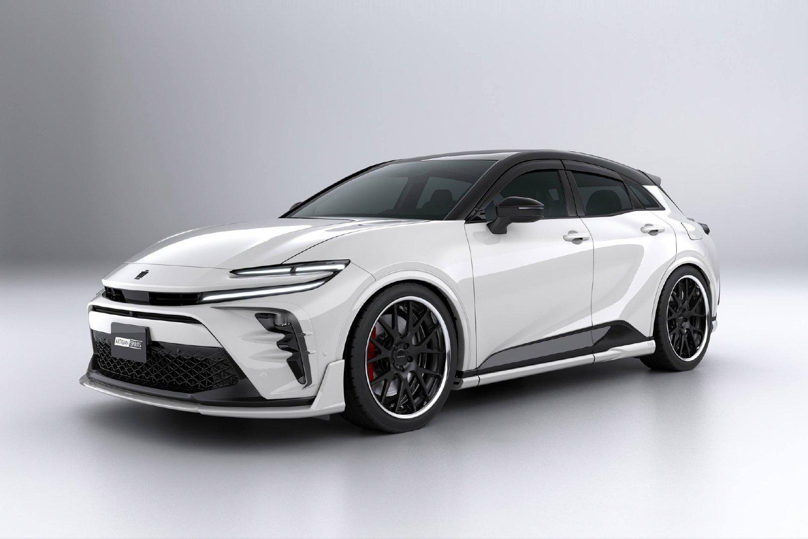 TOYOTA CROWN SPORT at TOKYO AUTO SALON 2