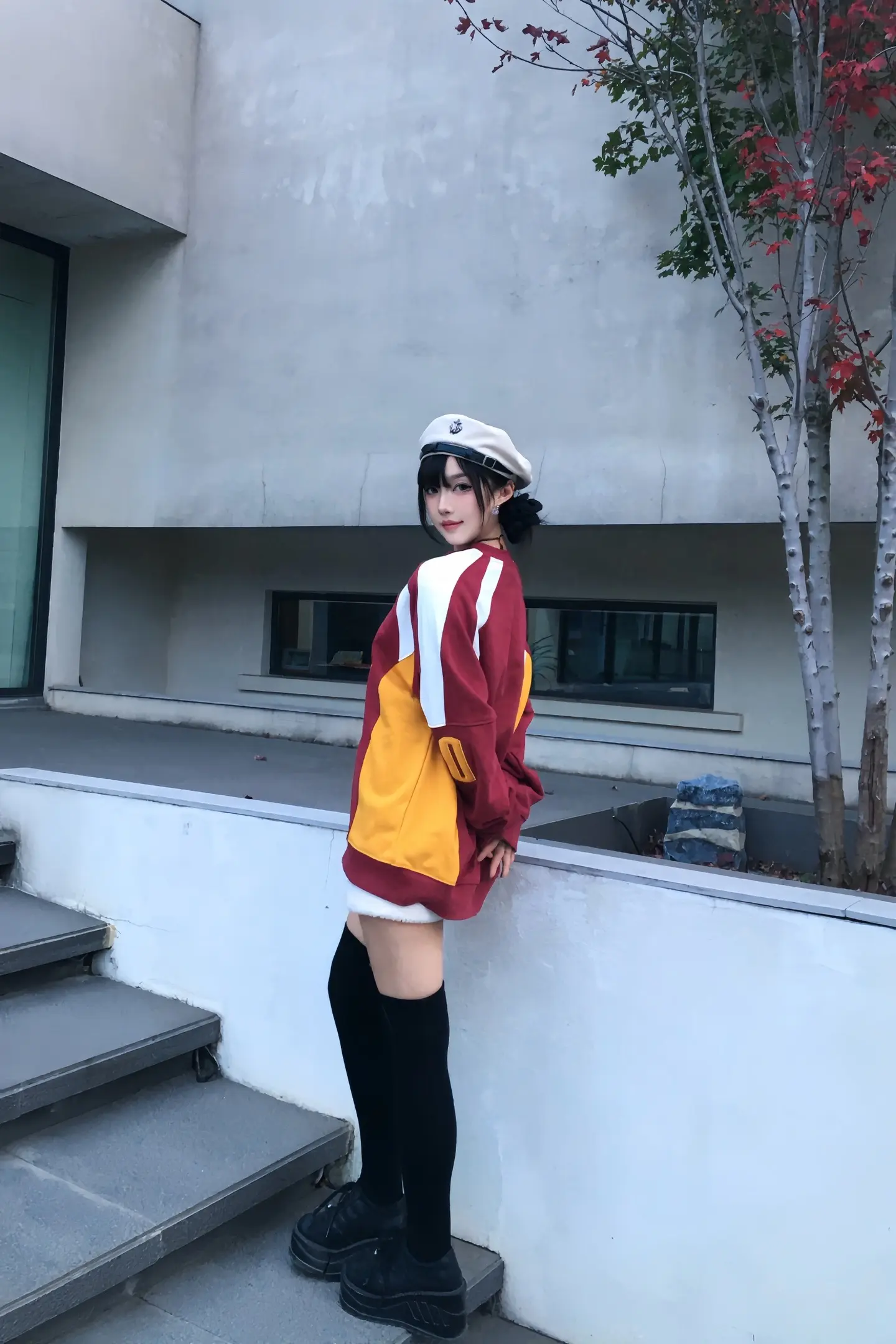 让我先睡满十个小时再去爱这个世界好吗