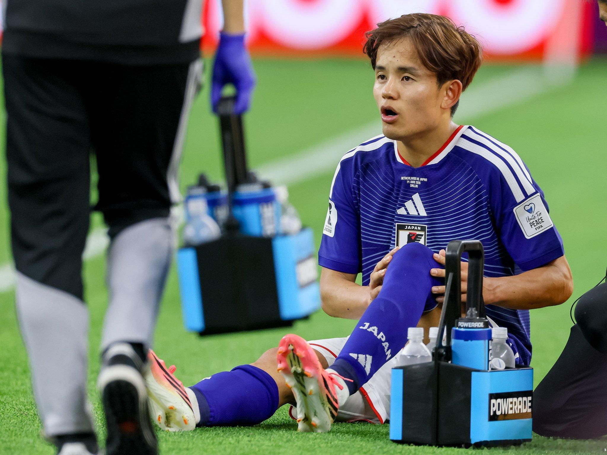 サッカー日本代表世界杯 【关于久保建英伤情更新】据JFA官方发布：* 已确认左膝