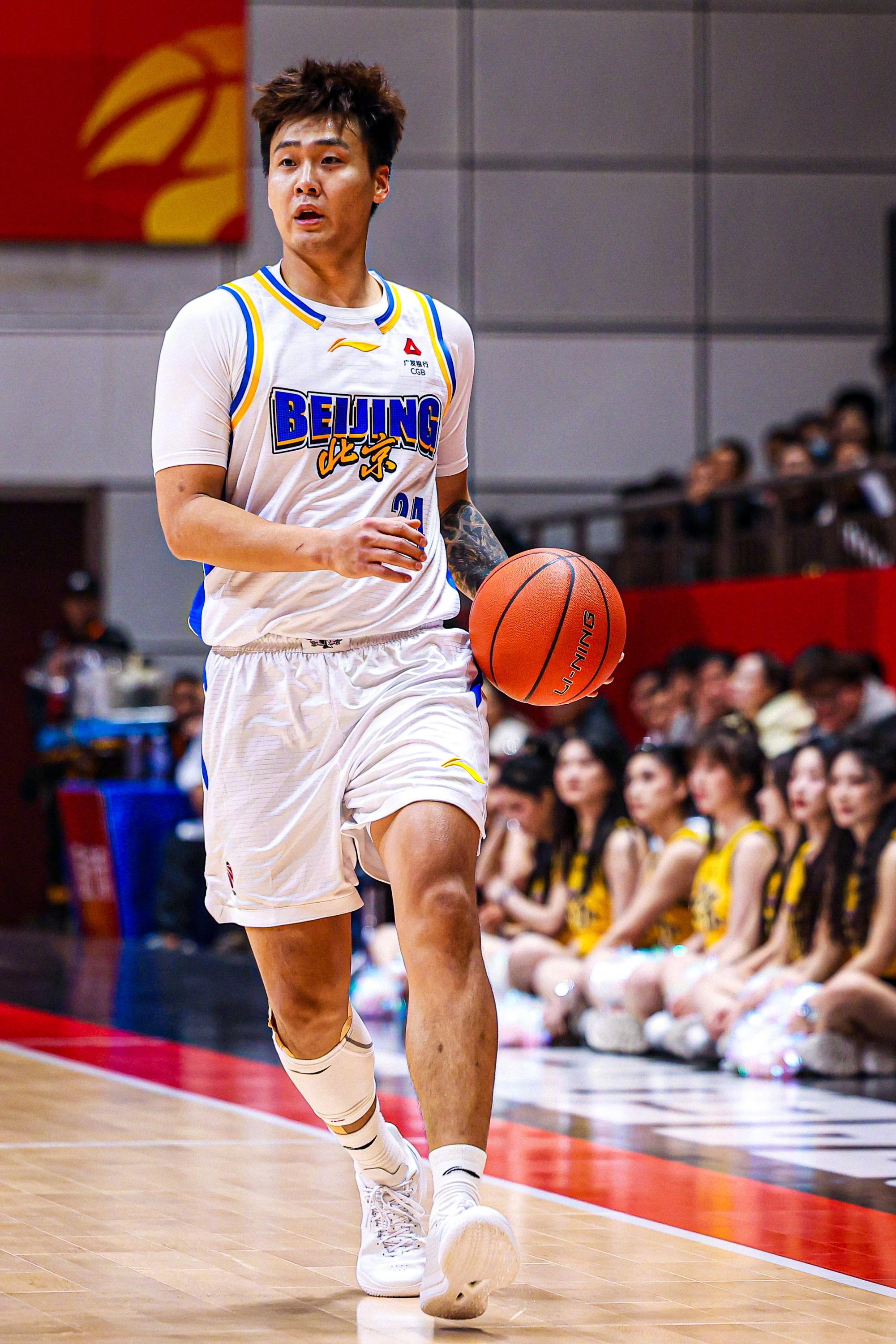 CBA鞋视角 LI-NING LIREN 5V2赵睿北京首秀开门红，上脚的是利刃