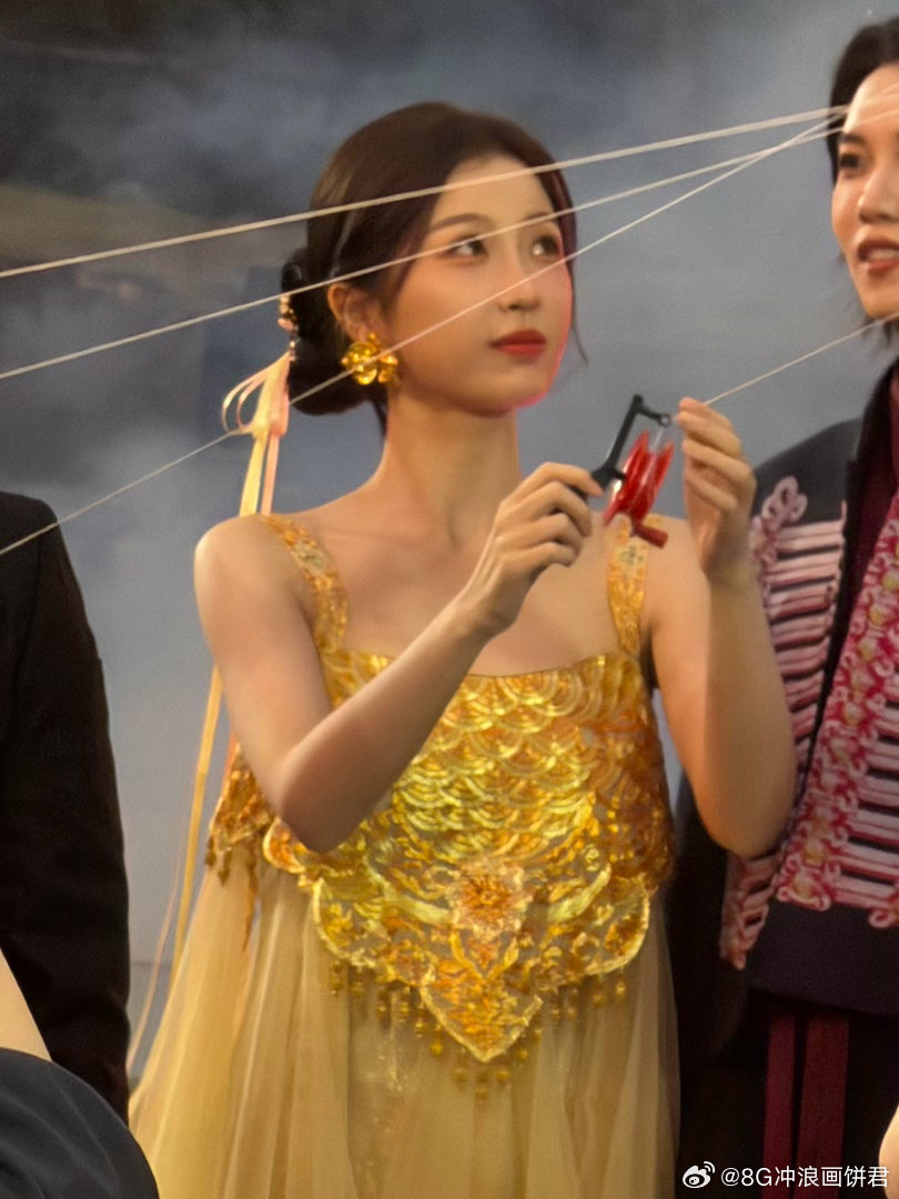 虞书欣你到底有多少好姐姐好妹妹 虞书欣的姐妹图鉴可以出一本书了！这个姐姐那个妹妹