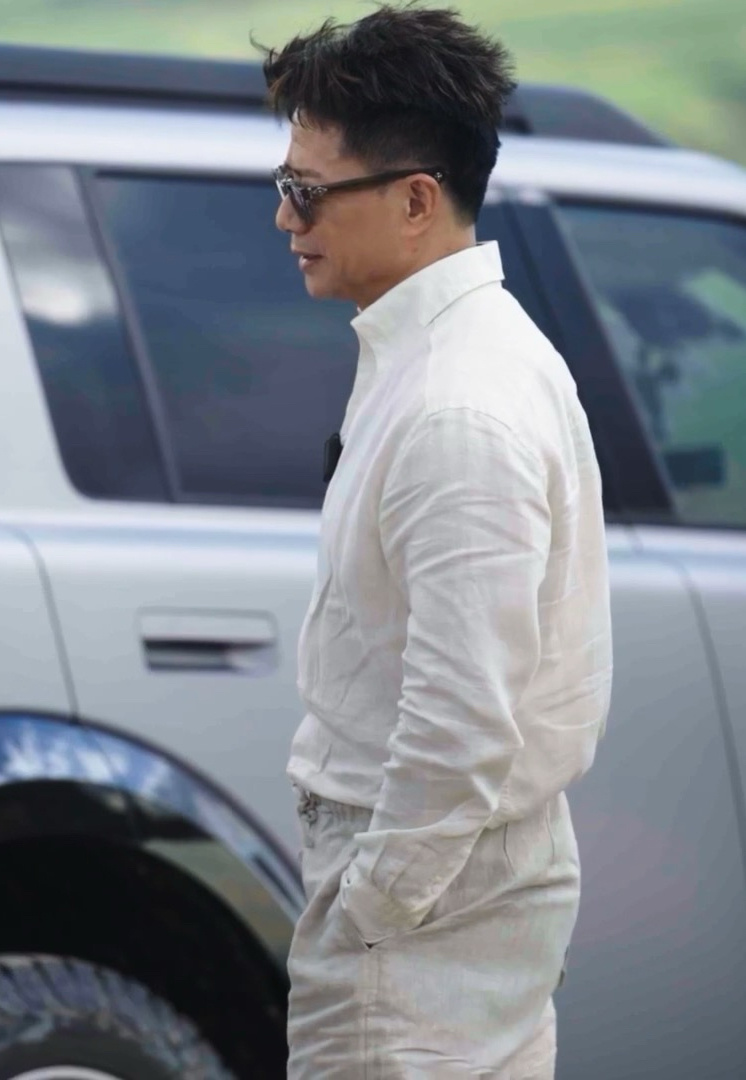 这张的段奕宏有小说高干男主的味道了[色] ​​​