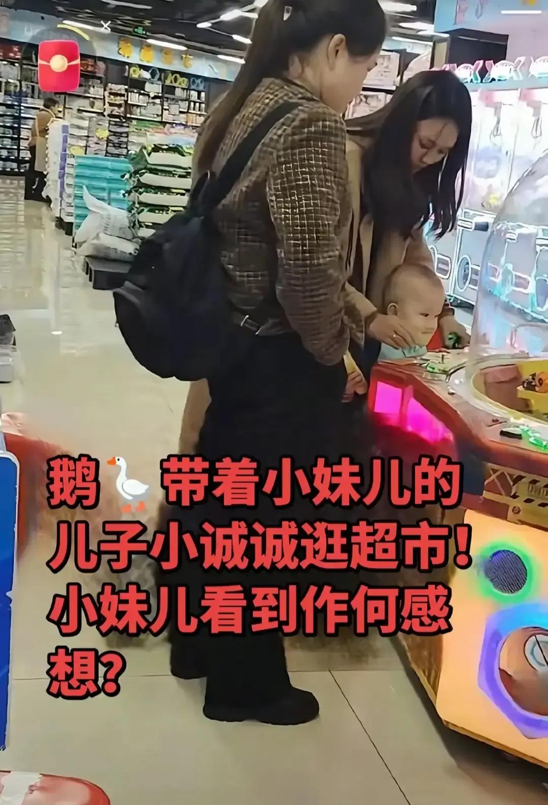 小妹儿开直播说想复合，还提出要重新分财产，弹幕瞬间炸锅。
我刷到回放才搞明白，这