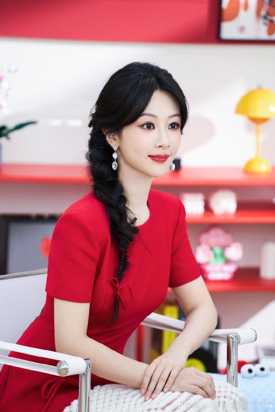 电视剧玉兰花开君再来 yz杨紫董竹君 yz杨紫玉兰花开君再来把自己活成春天，在岁