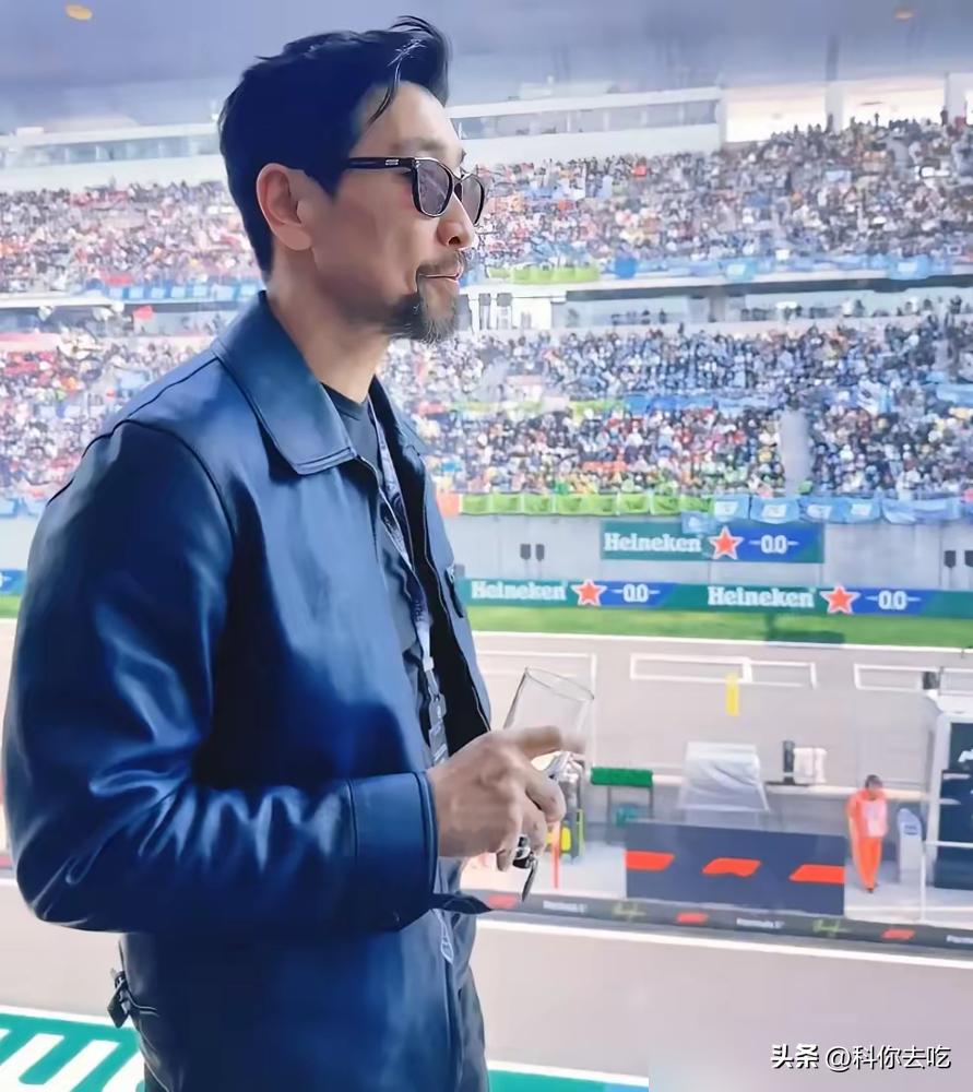 王千源的6180万片酬，就离谱。限薪令下来，剧组想砍一半，直接被经纪人一句话怼回