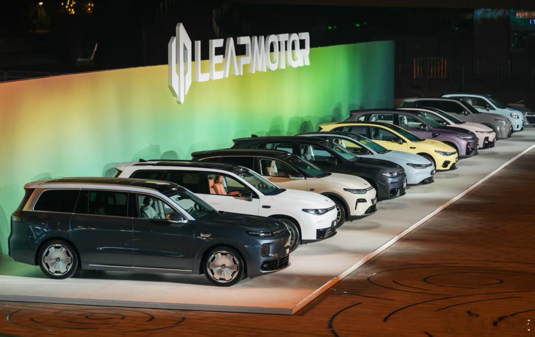 回看零跑十年，确实是以全域自研为基因，以科技普惠为使命，让智能科技从豪车专属走向