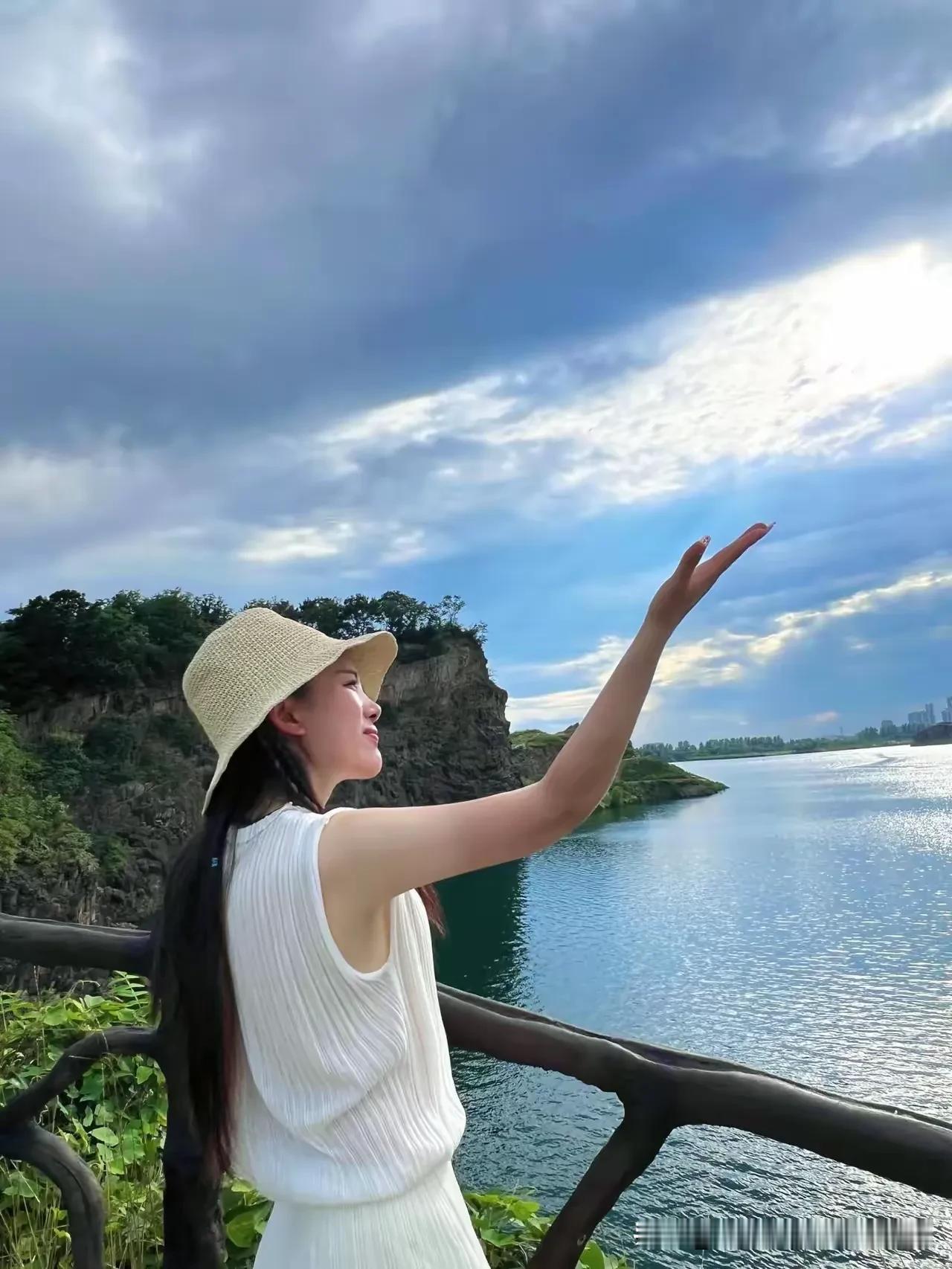 分享你见闻过的绝色美人！