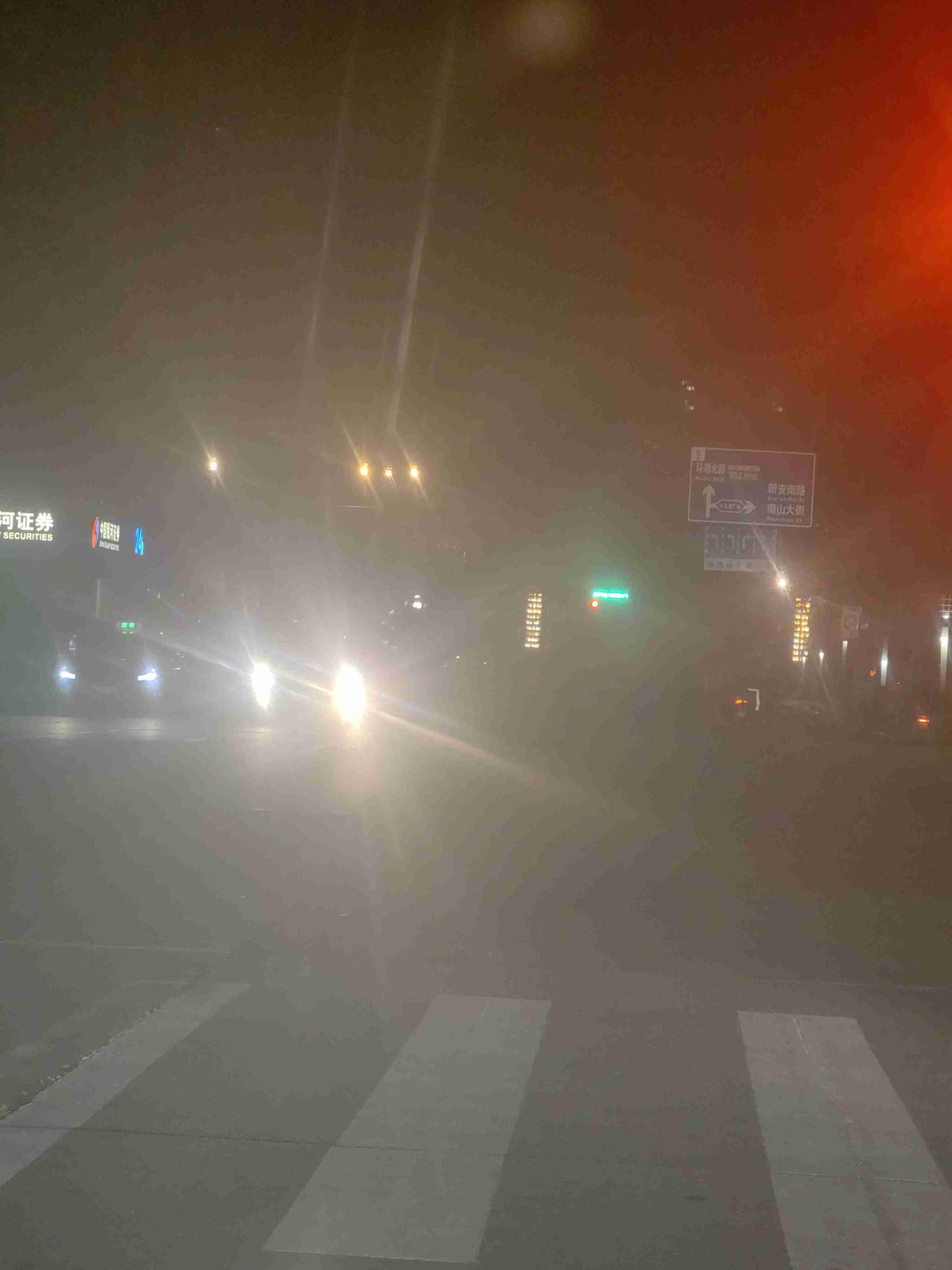 带定位晒今日生活 今日状态拉满，浑身充满干劲！就像打了鸡血，干啥都倍儿有精神。我