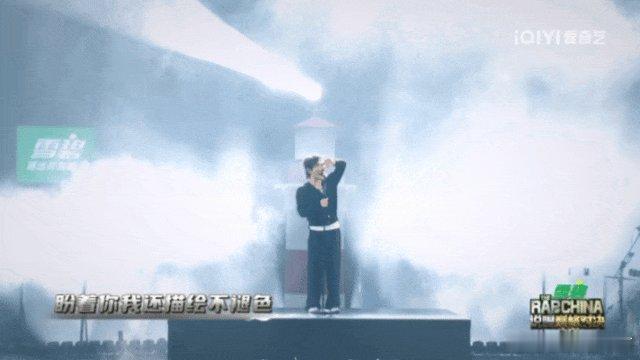  十二个人里最后只能留下三个，赛制残酷到让人舍不得任何一位选手离开，就看谁能绝地
