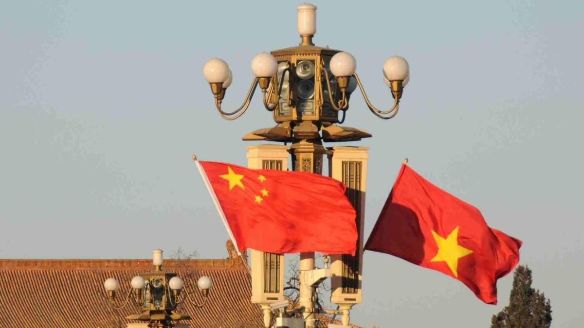 越南臆想出用西沙换取南沙利益的方案，本质是一套强盗式逻辑，领土主权从来都不是可以