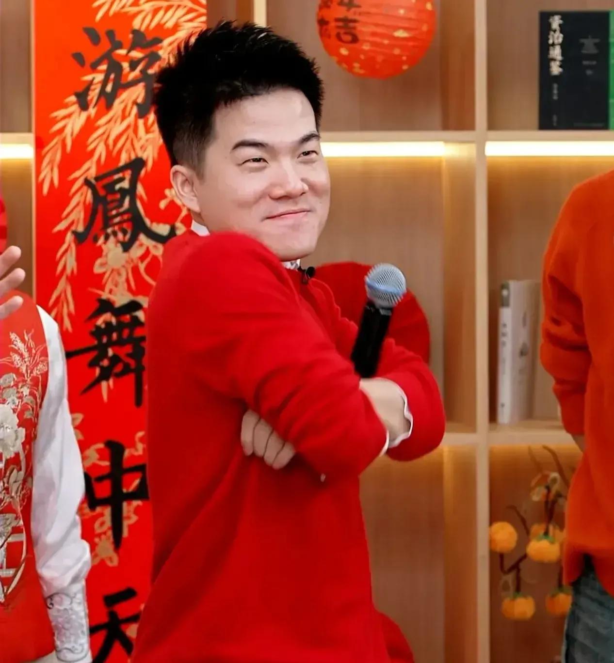 记者问冯唐：