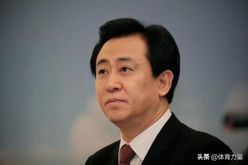 记者：许家印购豪宅是标榜富豪身份，很少入住

针对许家印购买的香港山顶豪宅有 7