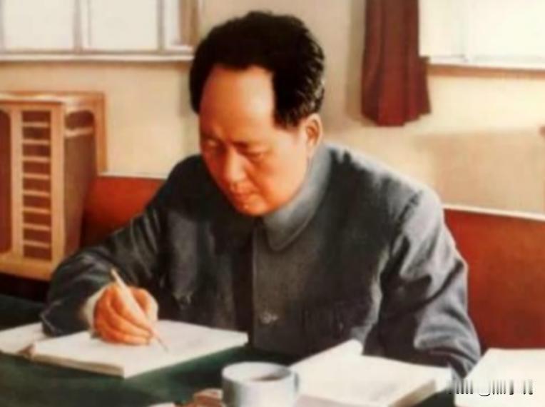 他是保护首长进北平的人，58年却连降十级，毛主席知道后立刻表示：“把他的资料调给