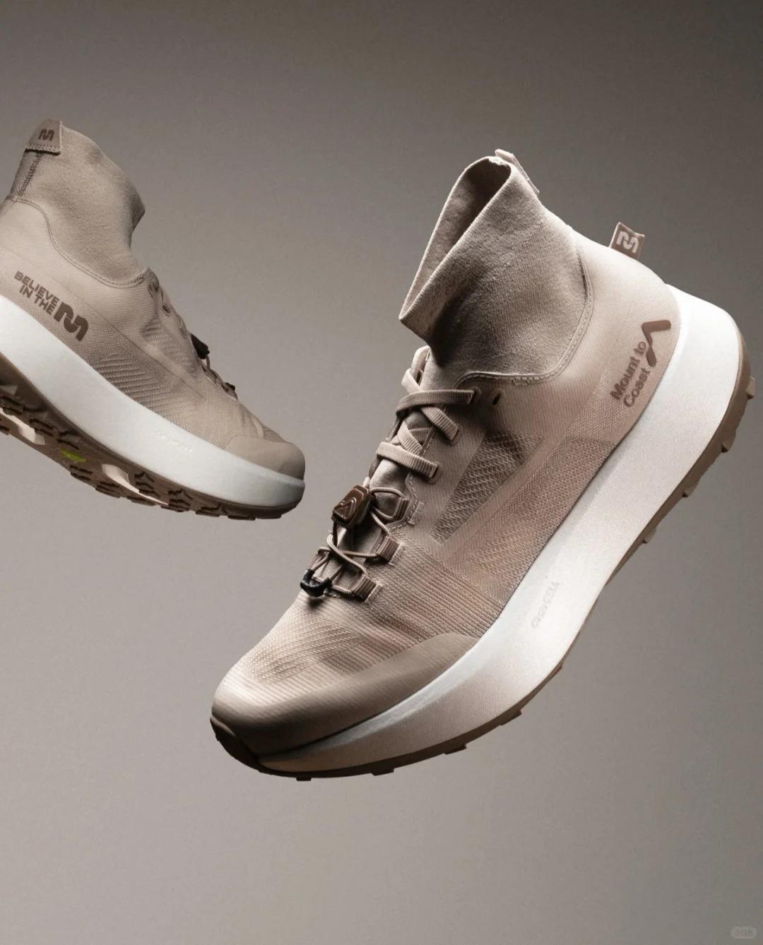 刚刷到Mount To Coast和Believe in the Run的联名新