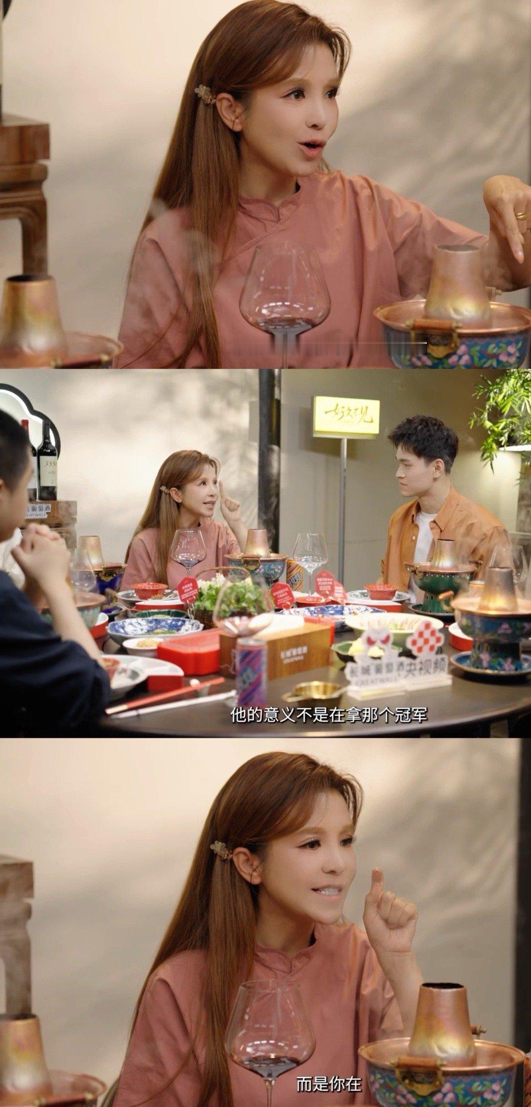 刷到孙杨和年轻运动员的合影！孙杨比赛的意义不是夺冠而是你在 前辈与后辈的同框，就