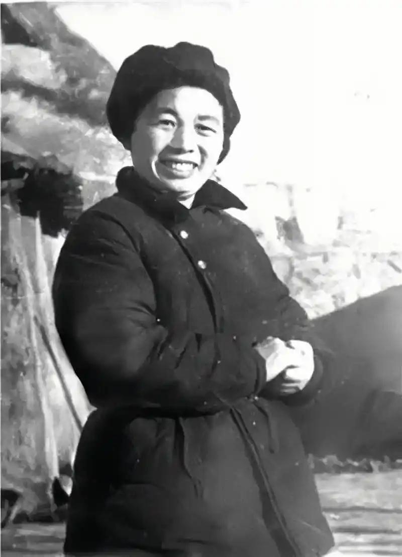 1937年女将张琴秋被俘，宁死不屈藏身份
 
1937年，西路军政治部主任张琴秋