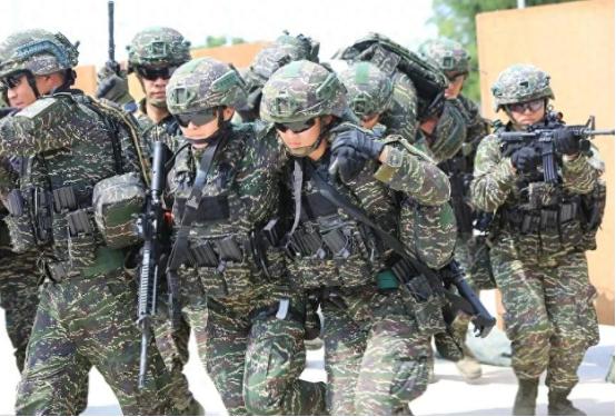 就在刚刚，

‘台独’分子赖清德正式宣布，

8月19日，赖清德今宣布：从今年7