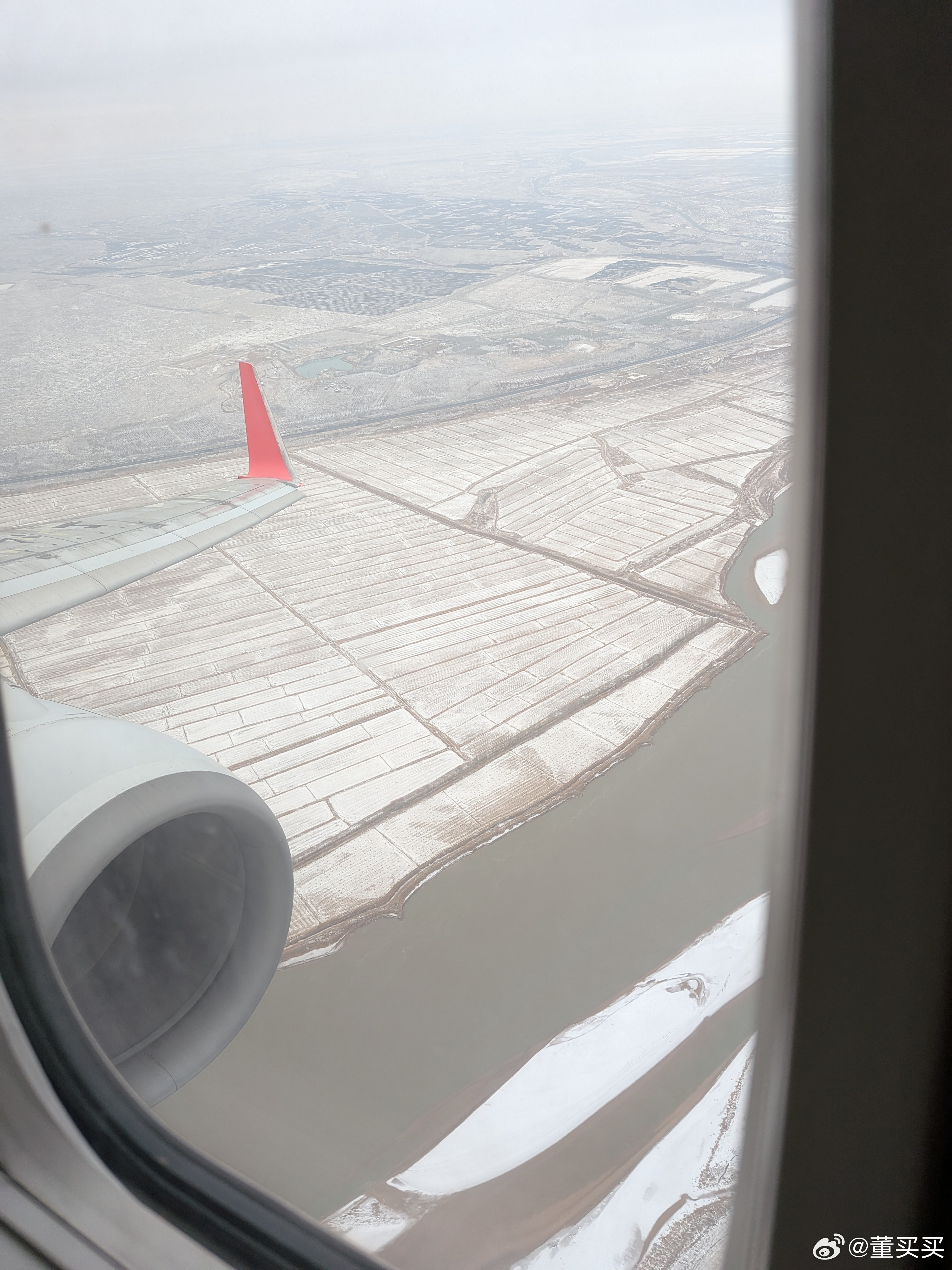 3月份了，银川还在下雪呢。这地方真不错，腾格里沙漠边缘的绿洲，上次开ET9来，就