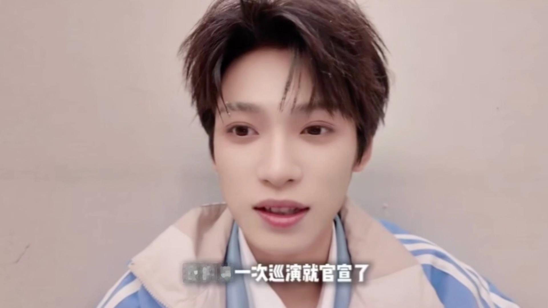 梓渝音乐节vlog梓渝：之前总想要站在一个很大很大的舞台然后唱歌，我要表演给大家