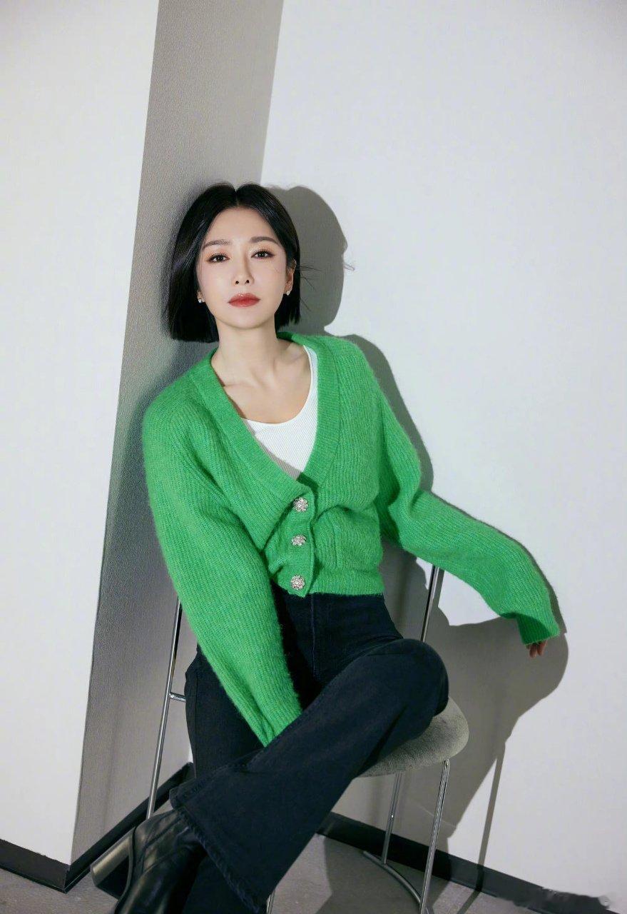 优秀的岚姐人美心善，演技炉火纯青，让人不得不爱 ​​​
