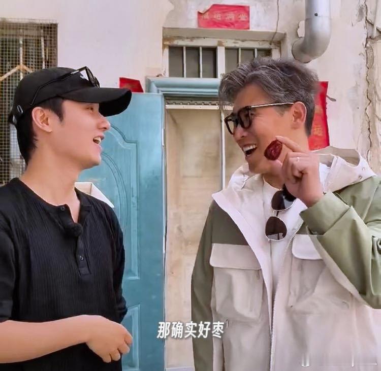 十个勤天下枣了 真的会被这群男生可爱到，种地之余还能琢磨出这么多梗，把枣玩出花，