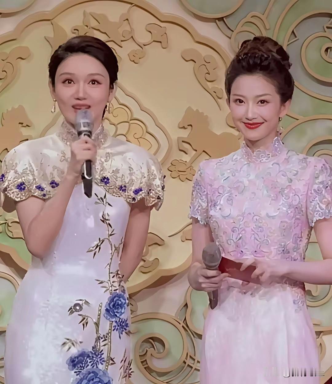 龙洋这次春晚表现太稳了！

五次上春晚的她这次更从容，主会场没提词器，几万字台本