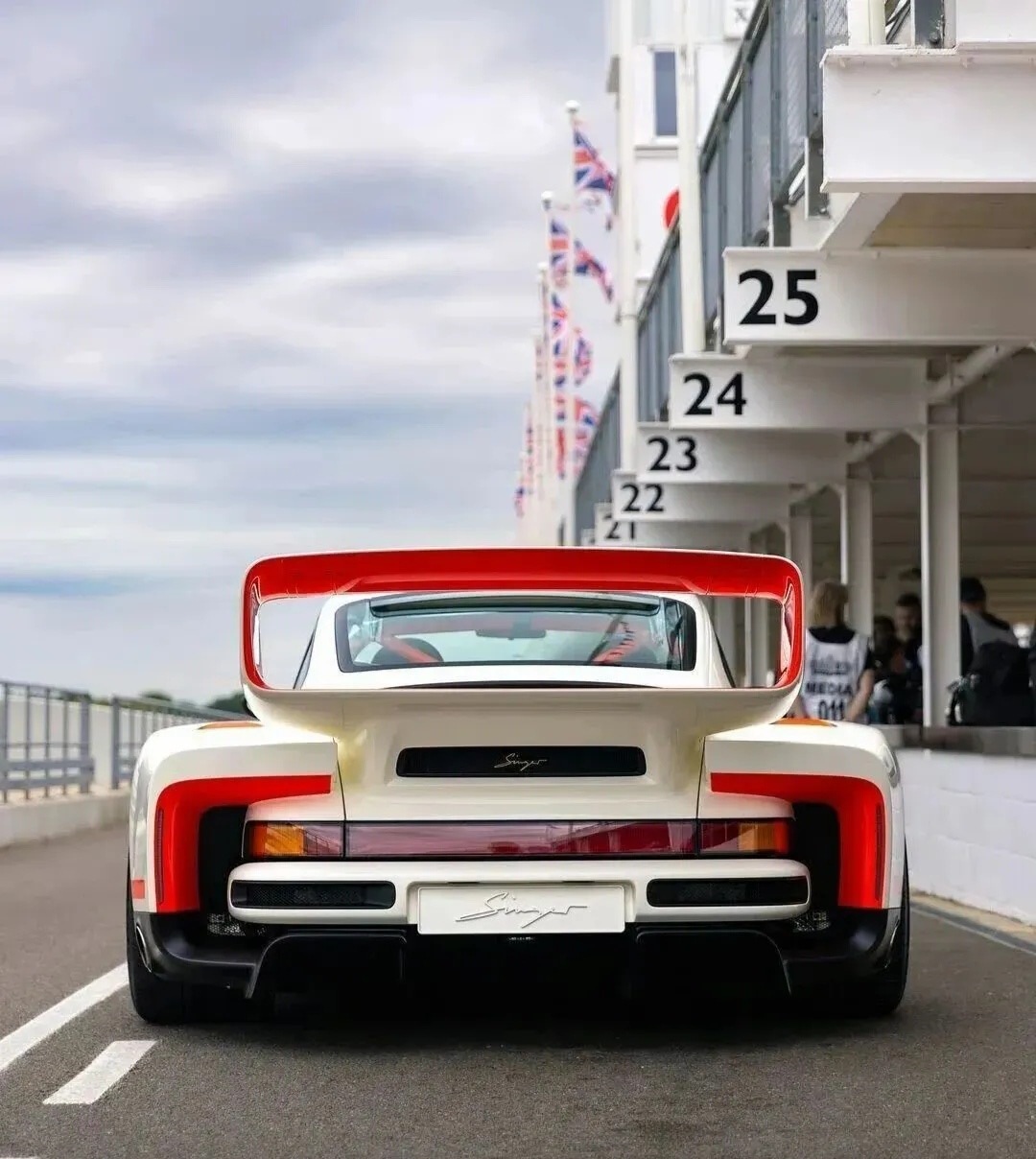 保时捷911（Singer DLS Turbo），基于经典的964世代车型深度改
