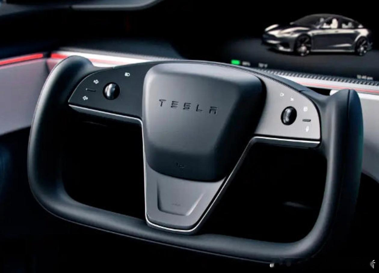 半幅式方向盘或将被禁止半幅式方向盘我只开过一次极越汽车的，我倒是很快能适应，但大