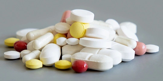 以为能用其实已经过期的东西很多东西看着完好无损，其实早就悄悄过期了：护肤品化妆品