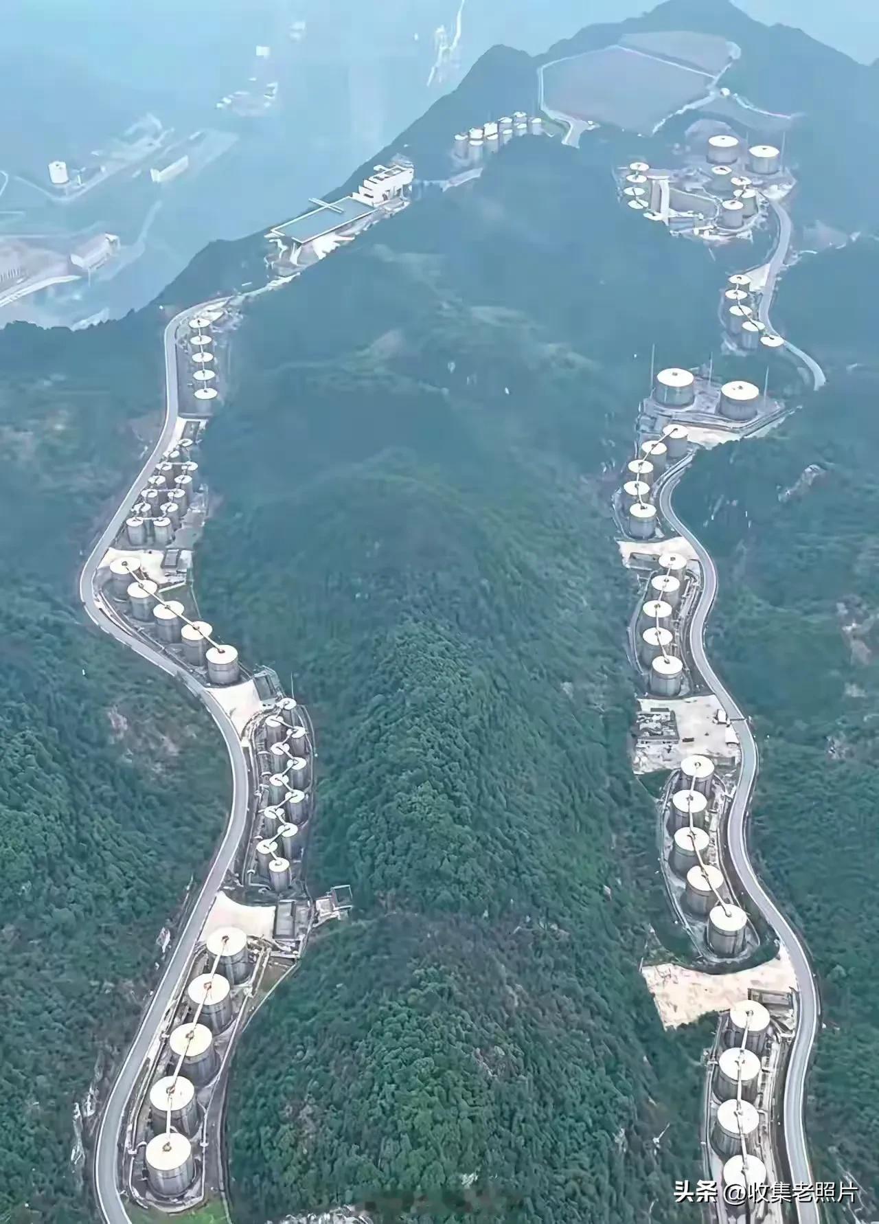 猜猜这绵延数公里的“大铁罐”是什么？