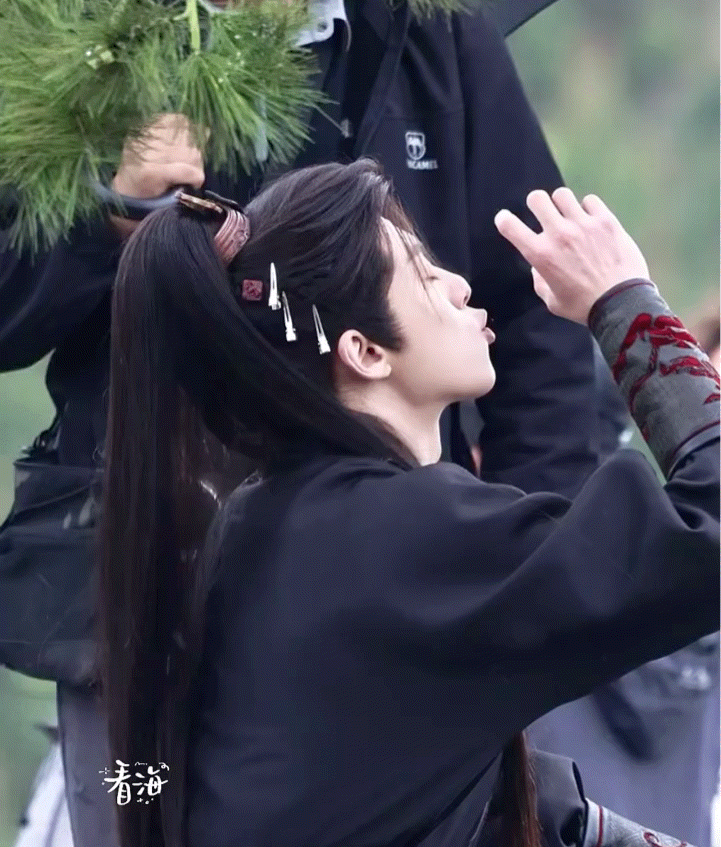 这也太萌了吧（cr📕下次看海约在哪）王鹤棣