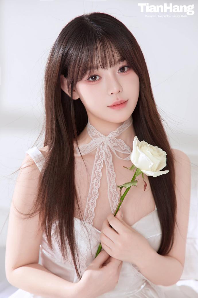 这样的美女你喜欢吗