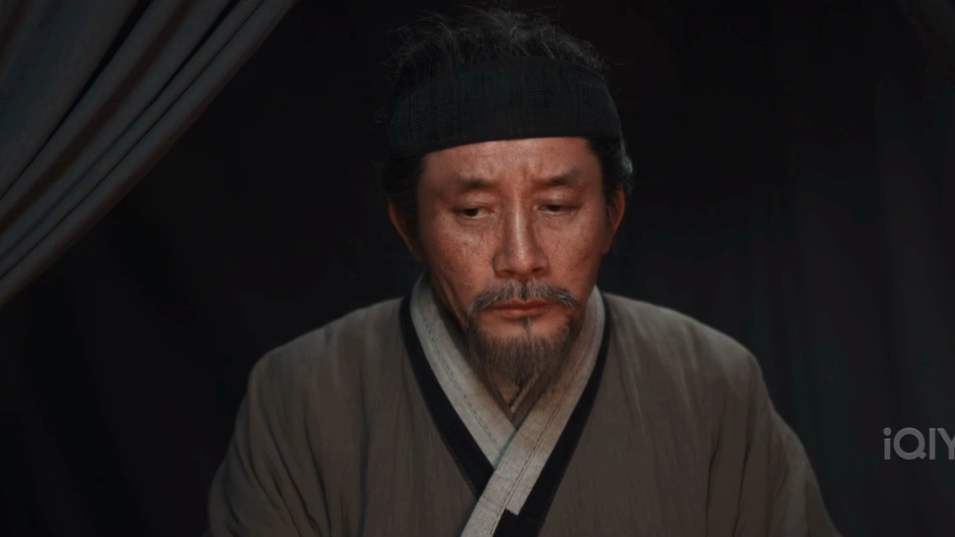 哈哈哈哈哈哈爷爷好可爱 嘴硬心软 