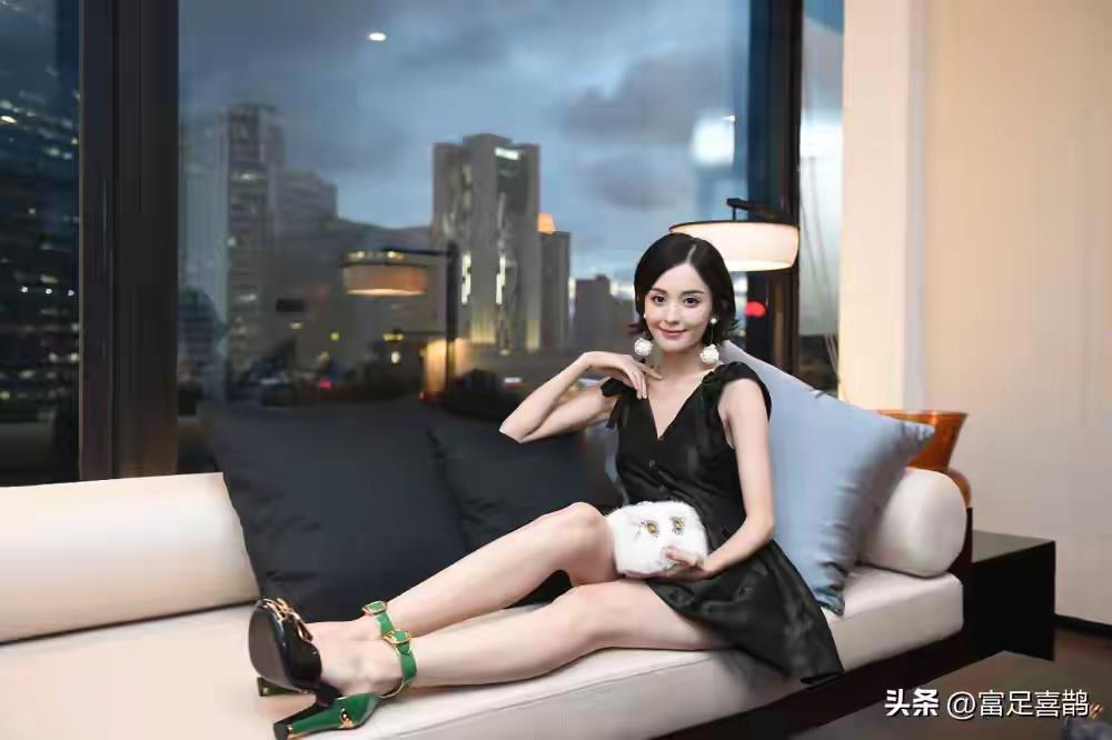 娜扎真是西域明珠