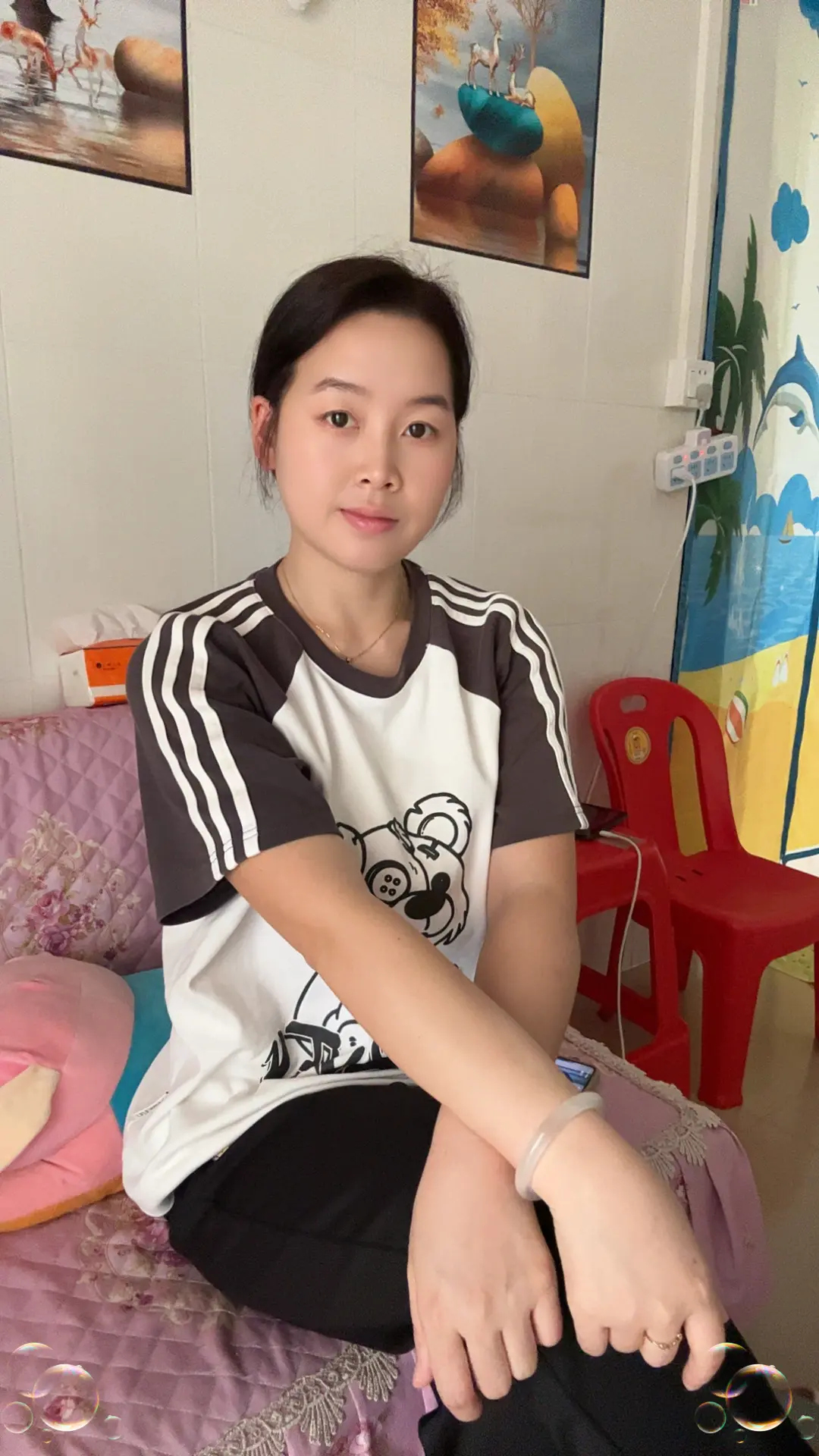 一不小心，40岁了，皱纹增添了不少，体重也逐渐不可控，但这些我并没有刻...