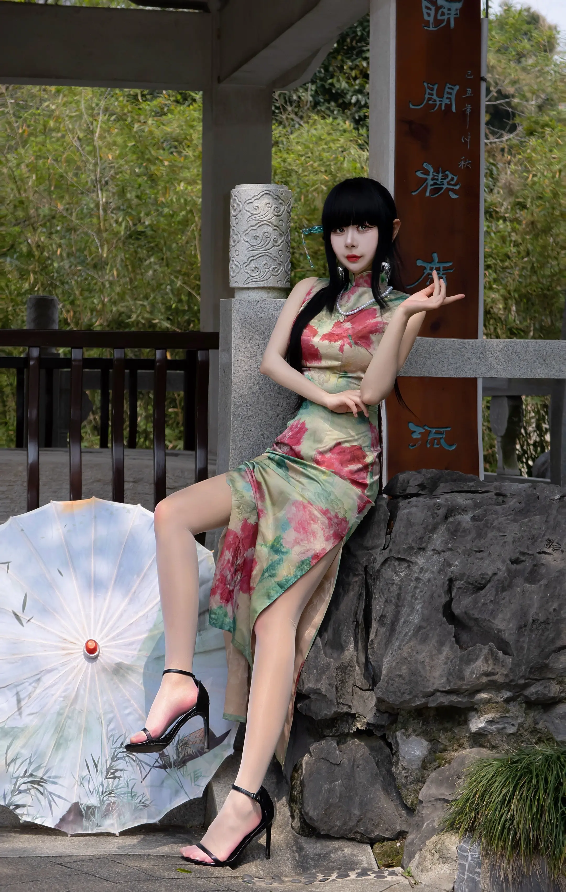 你嫣然的一笑 如含苞待放