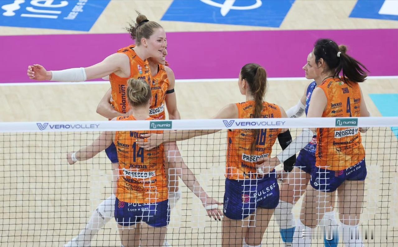 2025-2026赛季意大利女排联赛决赛次回合战报

世界女排新闻资讯[超话]