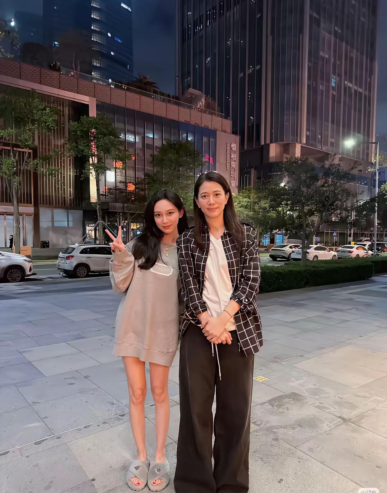 女神还是这么美，有谁认识