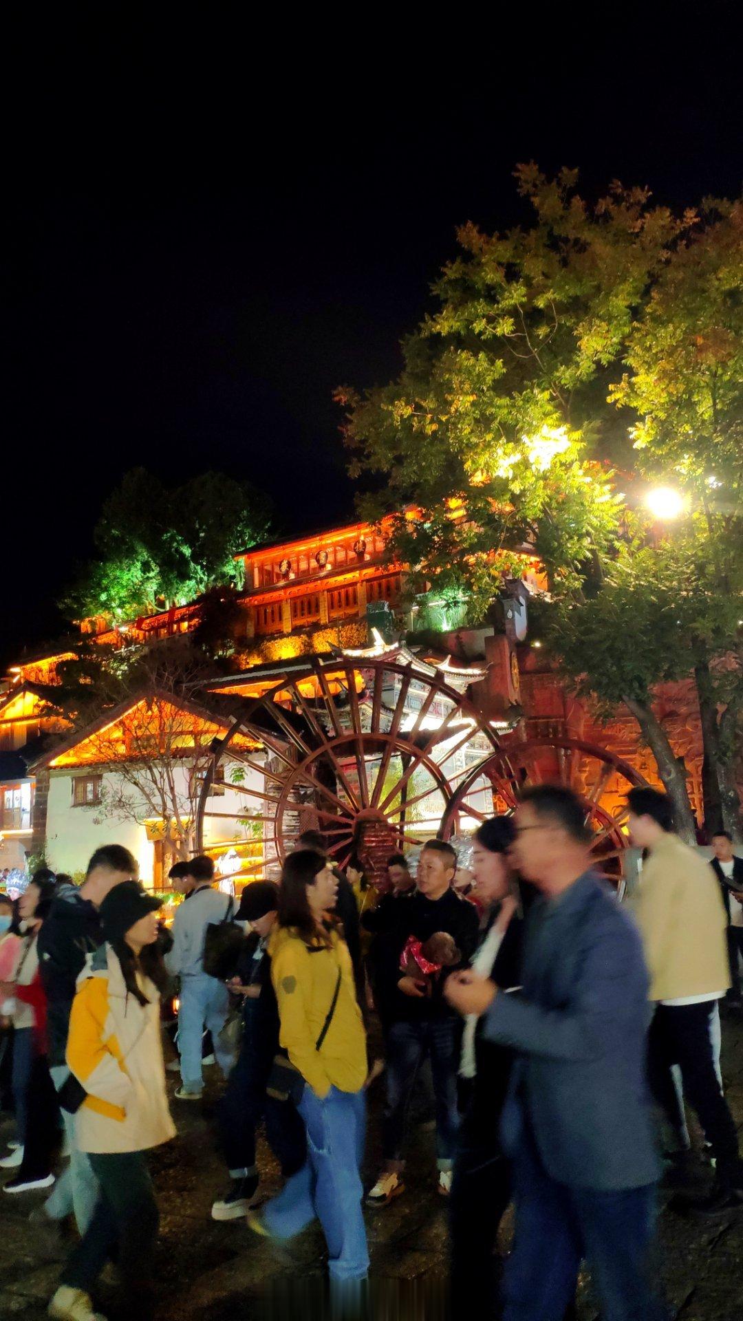 #丽江旅行#我在大水车数人头，你在哪儿？  ​​​